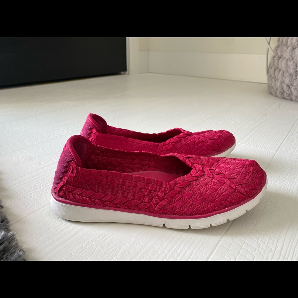 Bobs from Sketchers size 7.5 Fusia